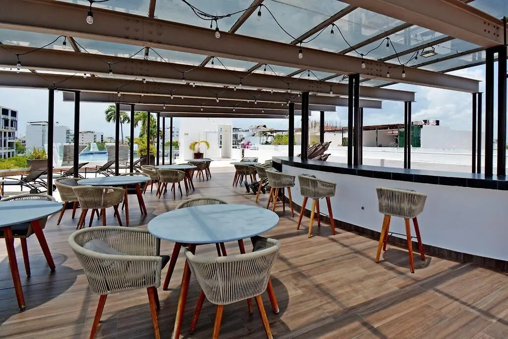 Big Loft 2Br 2.5Bth One Block The Beach Playa del Carmen Apartment