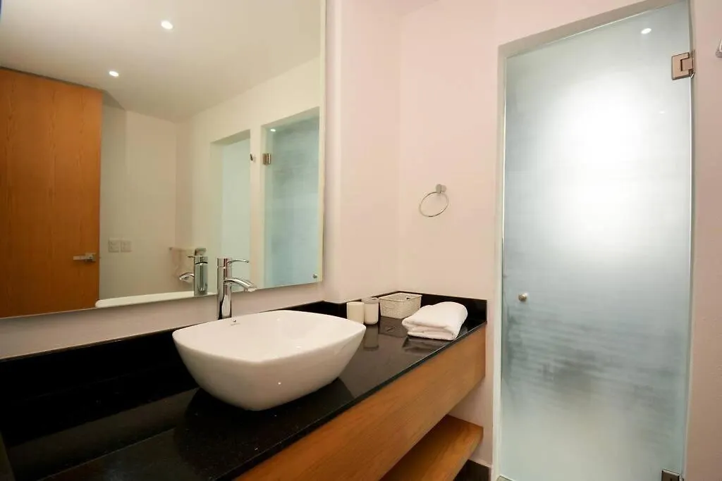 Big Loft 2Br 2.5Bth One Block The Beach Playa del Carmen Apartamento